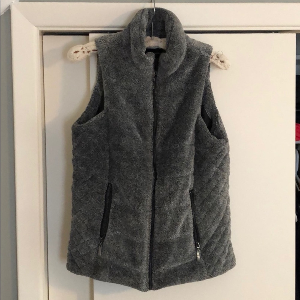 Fleece vest (Stitch Fix exclusive)
